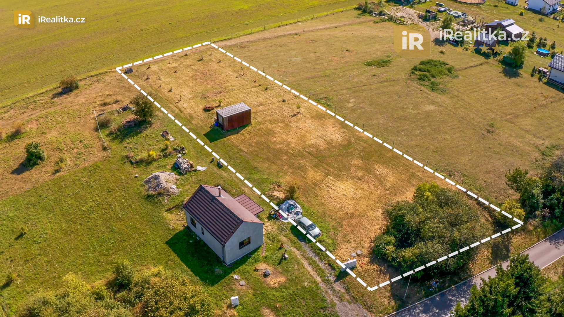 Prodej velkého stavebního pozemku 1.910 m2, Charvatce - Mladá Boleslav