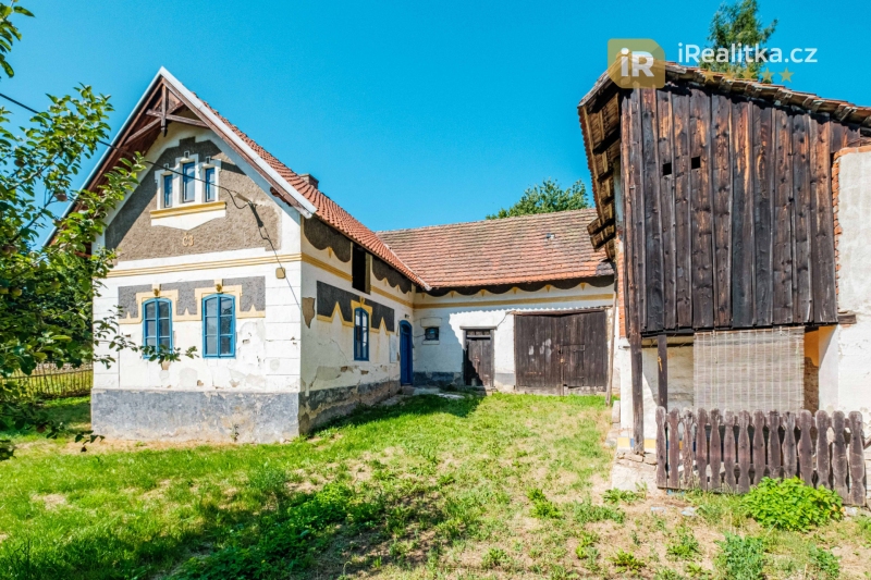 Prodej historické usedlosti, Březnice - Dobrá Voda, okr. Příbram